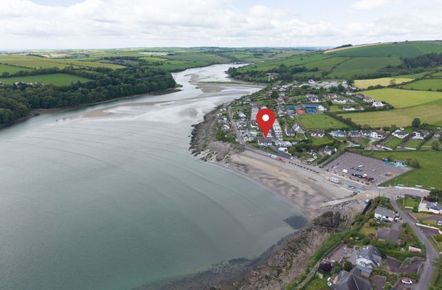 Timon Lodge, Fountainstown, Co. Cork, Fountainstown, Co. Cork - Click to view photos