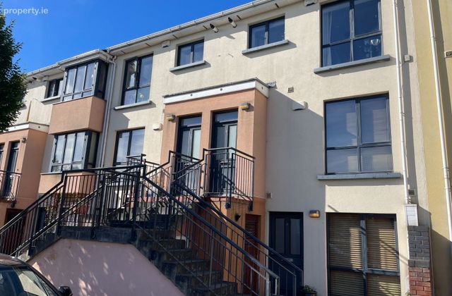 Myrtle House, Longfield Road, Clarehall, Dublin 13 - Click to view photos