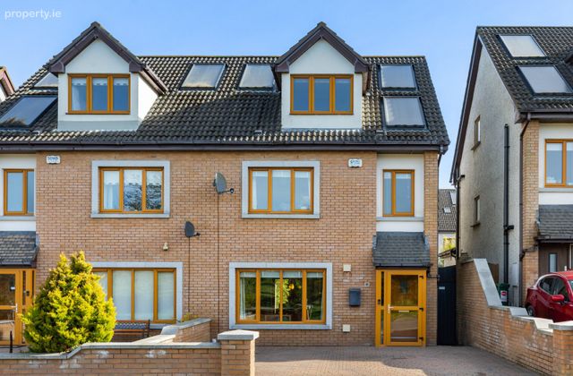 9 Broadfield Lawns, Rathcoole, Dublin, Rathcoole, Co. Dublin - Click to view photos