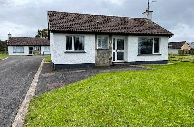 2 Melvin Cottages, Garrison, Co. Fermanagh - Click to view photos