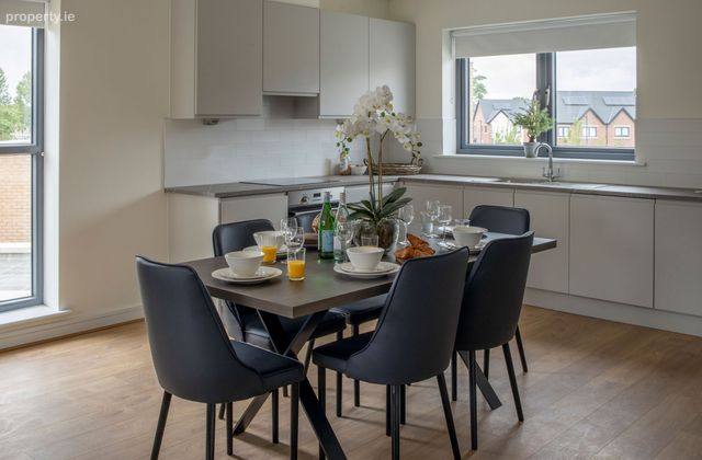 3 Bed Duplex, Moyglare Road, Maynooth, Co. Kildare - Click to view photos
