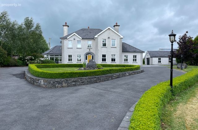 Newtown, Kells, Kells, Co. Kilkenny - Click to view photos