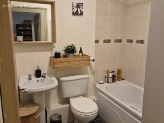 105 Hampton Wood Avenue, Hampton Wood, Poppintree, Dublin 11 - Image 3