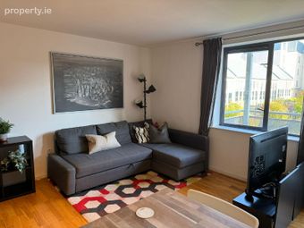 Clearwater Court North, River Drive, Royal Canal Park, Dublin 15 - Image 5
