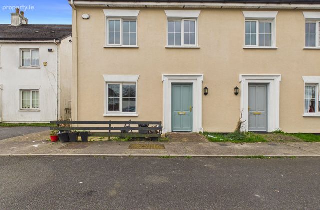 15 Carmody Square, Fairgreen, Portlaoise, Co. Laois, Portlaoise, Co. Laois - Click to view photos