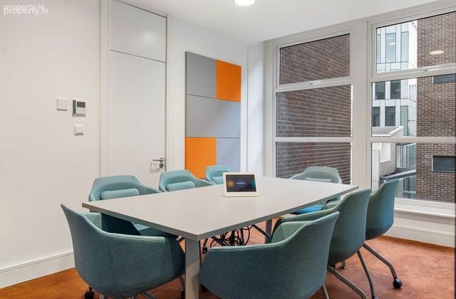 25 St Stephen's Green, Dublin 2 - Click to view photos