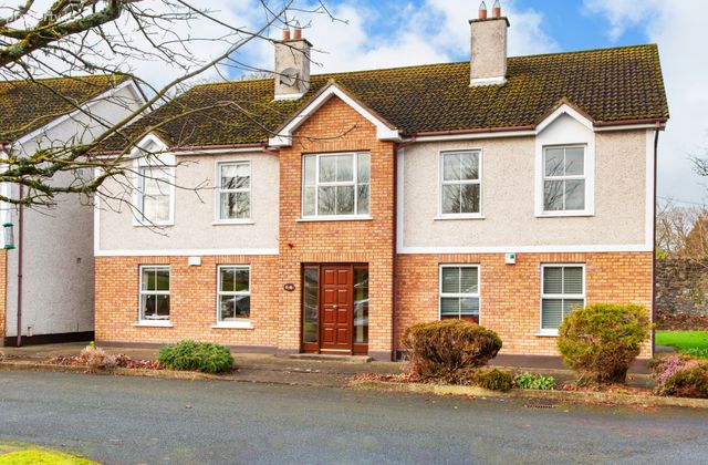 4 Parsons Court, Maynooth, Co. Kildare, Maynooth, Co. Kildare - Click to view photos