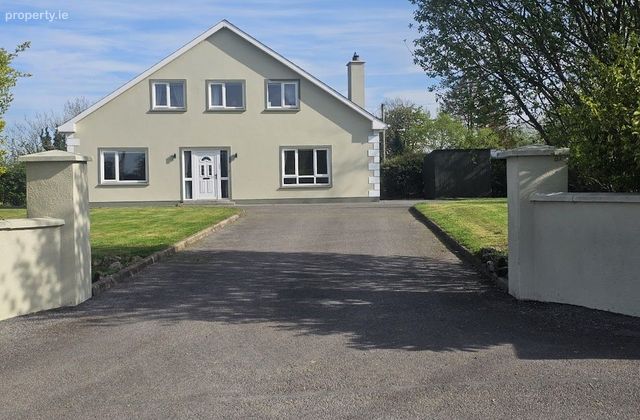 The Derries, Loughduff, Loughduff, Co. Cavan - Click to view photos