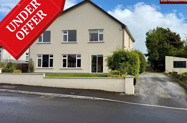 9b Knockroe, Castlerea, Castlerea, Co. Roscommon - Click to view photos