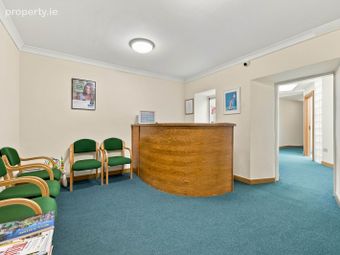 2 Castle Terrace, Malahide, Co. Dublin - Image 3