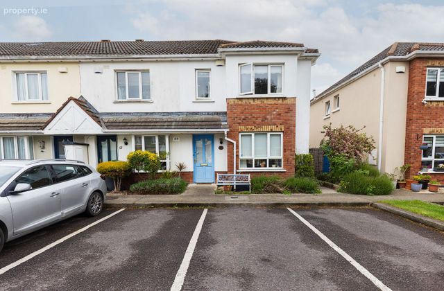 10 Ashton Court, Ashton Broc, Swords, Co. Dublin - Click to view photos