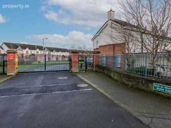Burnside Lane, Dublin 9, Whitehall, Dublin 9 - Image 4