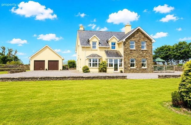 Forenaght, Castlehaven, Skibbereen, Co. Cork - Click to view photos