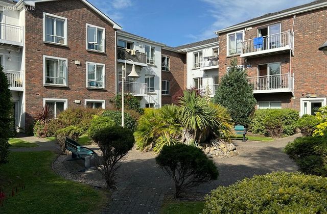 St James's Wood, South Circular Road, Dublin 8, Kilmainham, Dublin 8 - Click to view photos