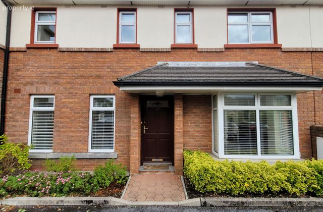 27 Ocean Wave, Salthill, Galway City Centre, Co. Galway - Click to view photos