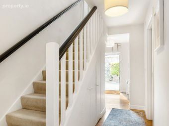 9 Brusna Cottages, Blackrock Village, Blackrock, Co. Dublin - Image 2