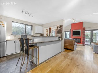 8 Waterside Crescent, Malahide, Co. Dublin - Image 5