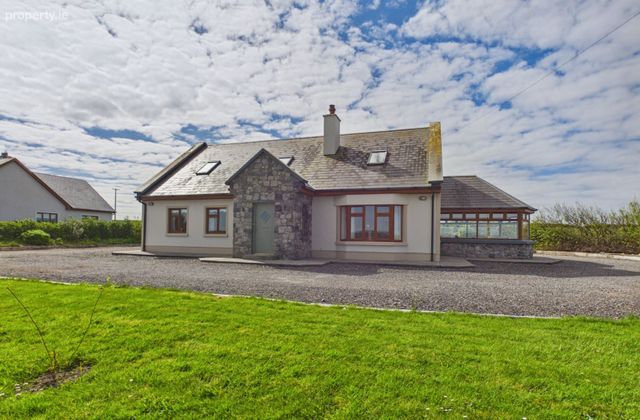 Quilty East, Quilty, Spanish Point, Co. Clare - Click to view photos