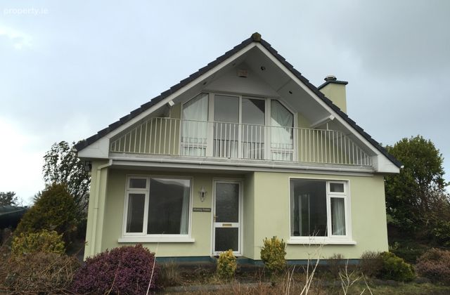 Fealey House, Coolmaggort Upper, Killarney, Co. Kerry - Click to view photos