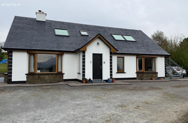 'dun Aonaigh', Dungeel, Killorglin, Co Kerry, Killorglin, Co. Kerry - Click to view photos