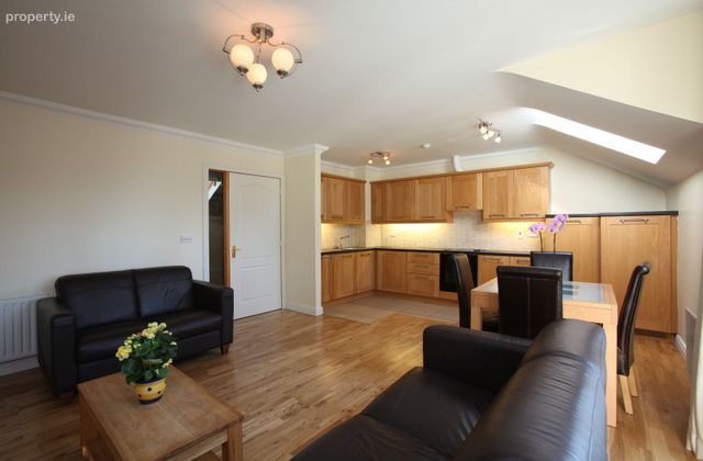 Kilgobbin Lane, Stepaside, Dublin 18 - Click to view photos