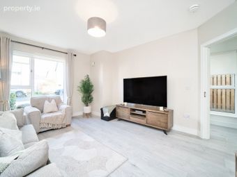 8 Graydon Way, Newcastle, Co. Dublin - Image 4