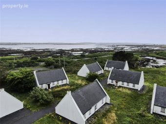 Tighe Saoire Na N-oilean, Eanach Mheain, Bealadangan, Co. Galway, Lettermore, Co. Galway - Image 3