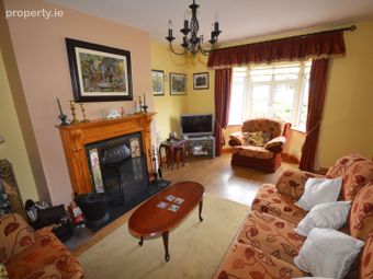 66 The Glebe, Stranorlar, Co. Donegal - Image 4