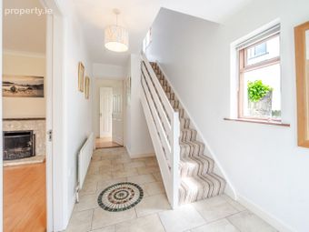 4a Belvedere Court, Newtown, Castlebar, Co. Mayo - Image 3