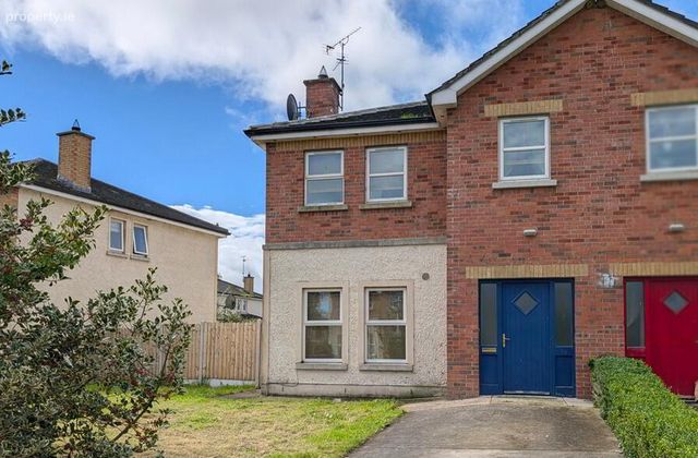 26 Castleforde, Ballyconnell, Co. Cavan, Ballyconnell, Co. Cavan - Click to view photos