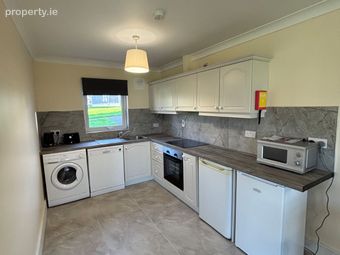 23 Pebble Grove, Pebble Beach, Tramore, Co. Waterford - Image 2