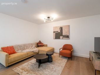Apartment 4, Hadleigh Court, Ballsbridge, Dublin 4 - Image 2