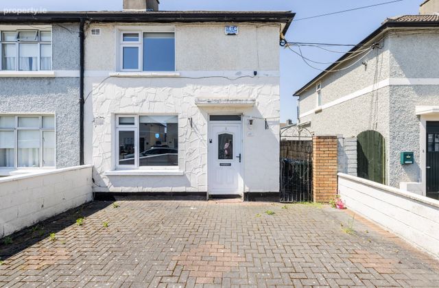 637 Carnlough Road, Dublin 7, Navan Road (D7), Dublin 7 - Click to view photos