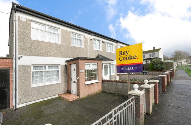 15 Berryfield Crescent, Finglas, Dublin 11, Finglas, Dublin 11 - Click to view photos