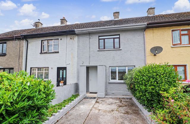 8 Ballyclough Avenue, Ballinacurra Weston, Ballinacurra, Co. Limerick - Click to view photos
