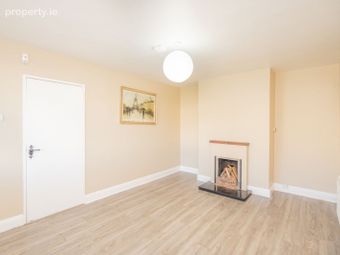 60 Woodlawn Grove, Cork Road, Waterford City Centre, Co. Waterford - Image 3