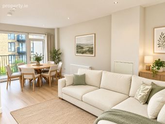 32 Woodbrook Court, Dublin Road, Shankill, Dublin 18 - Image 2