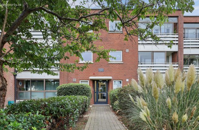Apartment 29, Mariner's Court, Bayside, Dublin 13 - Click to view photos