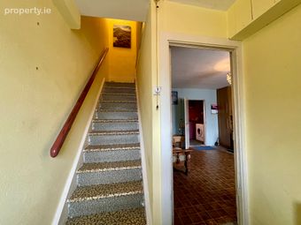 94 Treacy Park, Carrick-on-suir, Co. Tipperary, Carrick-on-Suir, Co. Tipperary - Image 2