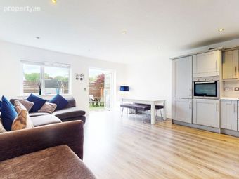 2a Albert College Grove, Glasnevin, Dublin 9 - Image 2
