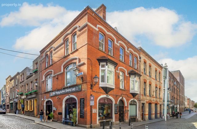Apartment 4, 7 Anglesea Street, Temple Bar, Dublin 2 - Click to view photos