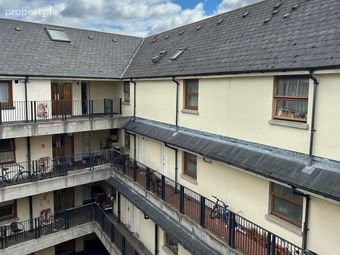Apartment 39, Kingsmill Court, Bolton Street, Smithfield, Dublin 1 - Image 2