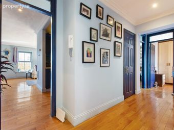 15 Blackburne Square, Rathfarnham Gate, Rathfarnham, Dublin 14, Dublin 14 - Image 2