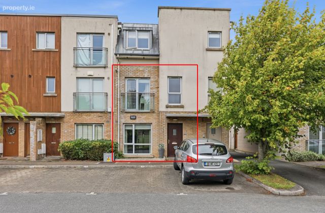 19 Waterside Park, Waterside, Malahide, Co. Dublin - Click to view photos
