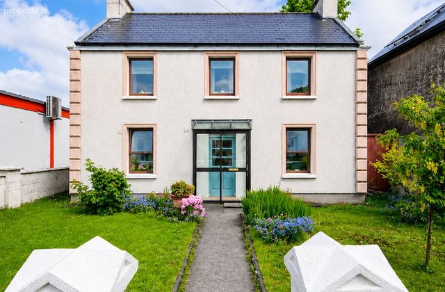 Galway Road, Tuam, Co. Galway - Click to view photos