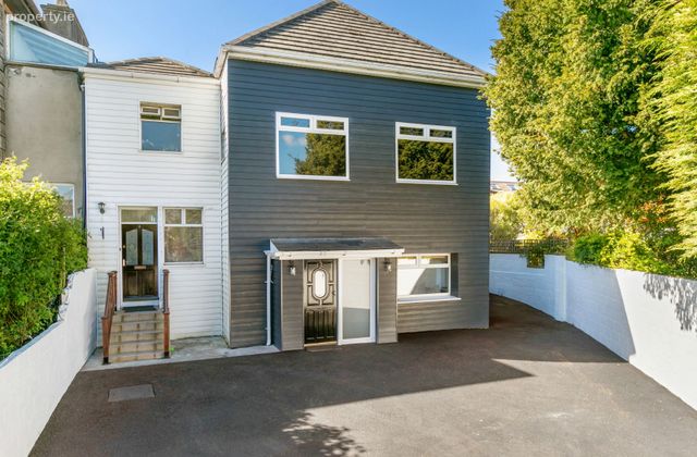 Apartment 2 Gledswood Mews (2 Bed And 2 Attic Rooms) , Bird Avenue, Clonskeagh, Dublin 14 - Click to view photos