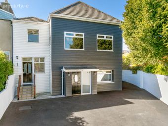 Apartment 2 Gledswood Mews (2 Bed And 2 Attic Rooms) , Bird Avenue, Clonskeagh, Dublin 14