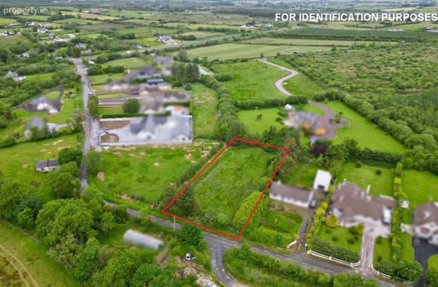 Leath West, Tralee, Co. Kerry - Click to view photos