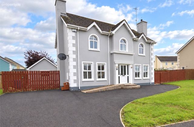 44 Hawthorn Hill, Newtowncunningham, Co. Donegal, Newtown Cunningham, Co. Donegal - Click to view photos