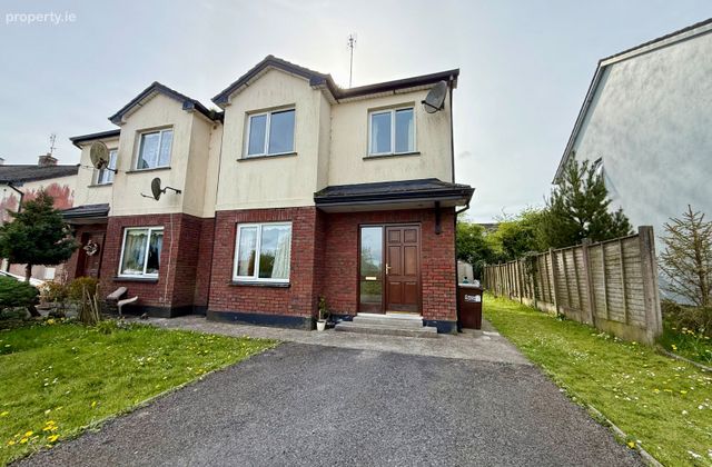 19 Hazelwood, Ballyhaunis, Ballyhaunis, Co. Mayo - Click to view photos